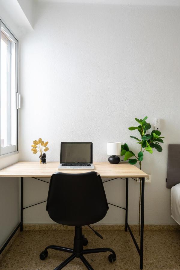 Ferienwohnung Apartamento Con Ubicacion Ideal: Playa Y Centro Valencia Exterior foto